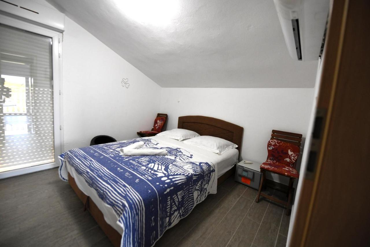 Apartmani Ivan V Relax Vodice Exteriör bild