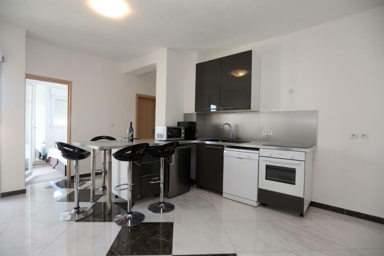 Apartmani Ivan V Relax Vodice Exteriör bild